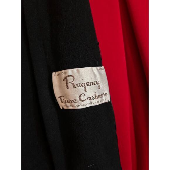 Vintage cashmere coat in black by Regency, size 14 - Picture 10 of 10